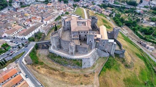 castello_melfi_vista_aerea